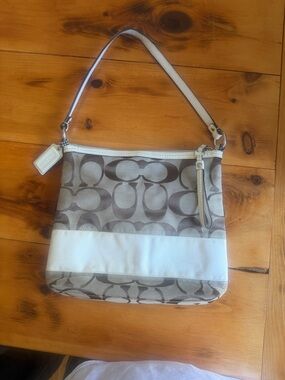 Coach Beige and White Signature Canvas Shoulder Bag